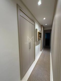 APARTAMENTO MOBILIADO COM 03 SUÍTES À VENDA NA MEIA PRAIA