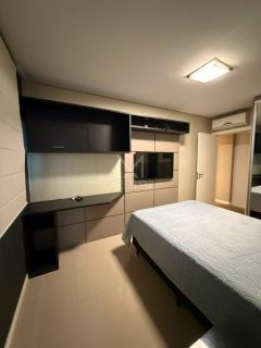 APARTAMENTO MOBILIADO COM 03 SUÍTES À VENDA NA MEIA PRAIA