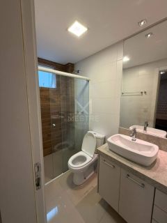 APARTAMENTO MOBILIADO COM 03 SUÍTES À VENDA NA MEIA PRAIA