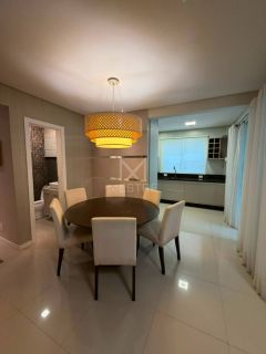 APARTAMENTO MOBILIADO COM 03 SUÍTES À VENDA NA MEIA PRAIA
