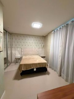 APARTAMENTO MOBILIADO COM 03 SUÍTES À VENDA NA MEIA PRAIA