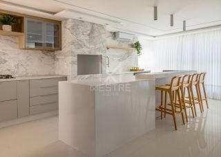 APARTAMENTO NOVO FRENTE MAR ANDAR ALTO PARA VENDA EM ITAPEMA