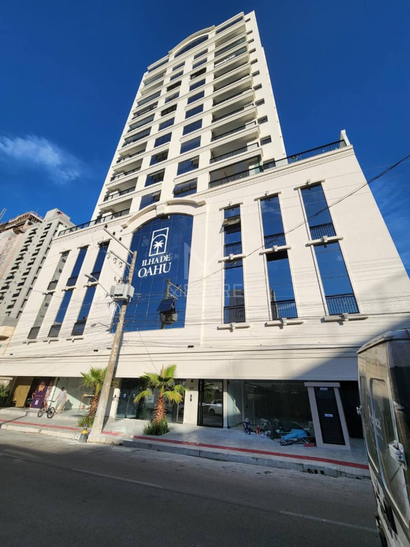APARTAMENTO 03 SUÍTES ANDAR ALTO PARA VENDA EM ITAPEMA