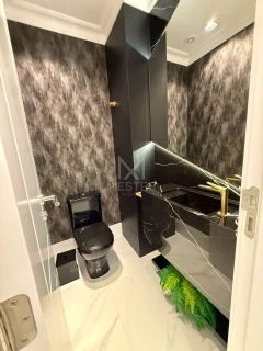 APARTAMENTO ALTO PADRÃO FINAMENTE MOBILIADO COM 04 SUÍTES E PISICINA PRIVATIVA À VENDA NO CANTO DA PRAIA EM ITAPEMA