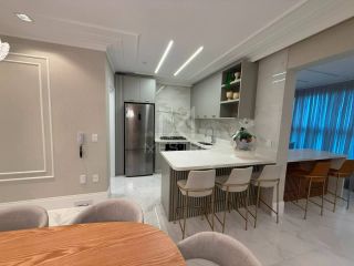 APARTAMENTO ALTO PADRÃO FINAMENTE MOBILIADO COM 04 SUÍTES E PISICINA PRIVATIVA À VENDA NO CANTO DA PRAIA EM ITAPEMA