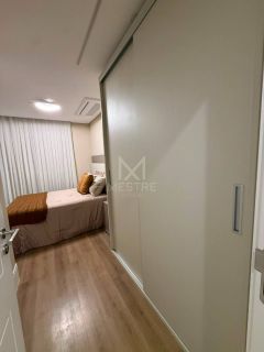 APARTAMENTO ALTO PADRÃO FINAMENTE MOBILIADO COM 04 SUÍTES E PISICINA PRIVATIVA À VENDA NO CANTO DA PRAIA EM ITAPEMA