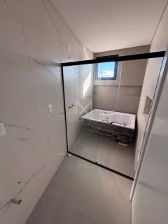 APARTAMENTO FRENTE MAR COM SUÍTE MASTER EM PEREQUE PORTO BELO