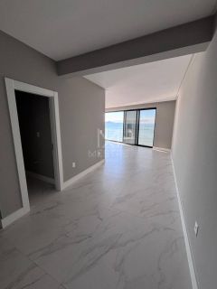 APARTAMENTO FRENTE MAR COM SUÍTE MASTER EM PEREQUE PORTO BELO
