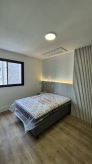 APARTAMENTO ALTO PADRÃO COM 04 SUÍTES PARA LOCAÇÃO NA MEIA PRAIA