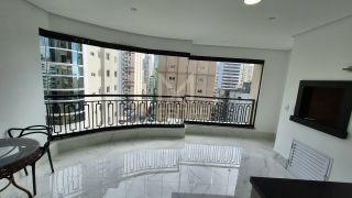 APARTAMENTO ALTO PADRÃO COM 04 SUÍTES PARA LOCAÇÃO NA MEIA PRAIA