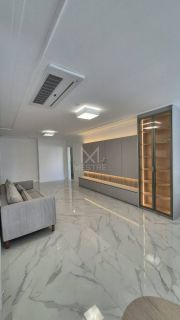 APARTAMENTO ALTO PADRÃO COM 04 SUÍTES PARA LOCAÇÃO NA MEIA PRAIA