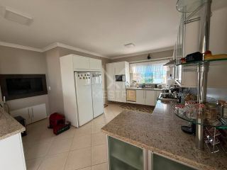 DUPLEX FRENTE MAR MOBILIADO À VENDA EM PEREQUÊ PORTO BELO