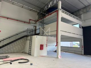 GALPÃO LOGÍSTICO EM PARQUE EMPRESARIAL Á VENDA EM BOMBINHAS