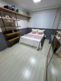 APARTAMENTO 4 SUÍTES MOBILIADO QUADRA MAR À VENDA EM MEIA PRAIA