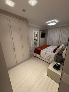 APARTAMENTO 4 SUÍTES MOBILIADO QUADRA MAR À VENDA EM MEIA PRAIA