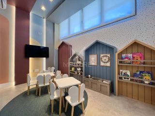 APARTAMENTO COM 03 SUÍTES E VISTA MAR À VENDA NO PEREQUÊ