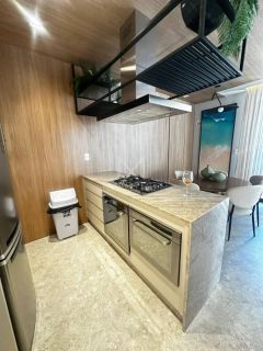 APARTAMENTO COM 03 SUÍTES E VISTA MAR À VENDA NO PEREQUÊ
