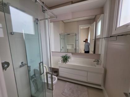 APARTAMENTO 05 SUÍTES FRENTE MAR MOBILIADO À VENDA EM ITAPEMA