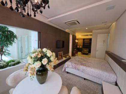 APARTAMENTO 05 SUÍTES FRENTE MAR MOBILIADO À VENDA EM ITAPEMA