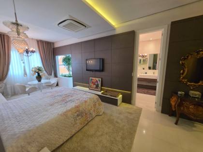 APARTAMENTO 05 SUÍTES FRENTE MAR MOBILIADO À VENDA EM ITAPEMA