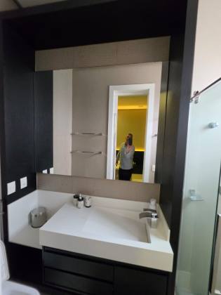 APARTAMENTO 05 SUÍTES FRENTE MAR MOBILIADO À VENDA EM ITAPEMA