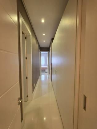 APARTAMENTO 05 SUÍTES FRENTE MAR MOBILIADO À VENDA EM ITAPEMA