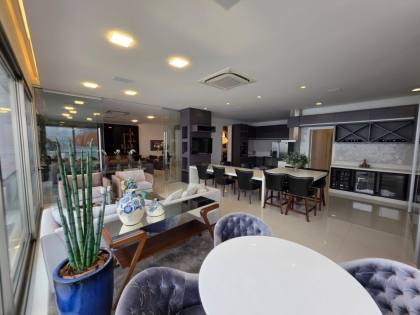 APARTAMENTO 05 SUÍTES FRENTE MAR MOBILIADO À VENDA EM ITAPEMA
