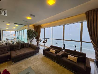 APARTAMENTO 05 SUÍTES FRENTE MAR MOBILIADO À VENDA EM ITAPEMA