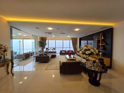 APARTAMENTO 05 SUÍTES FRENTE MAR MOBILIADO À VENDA EM ITAPEMA