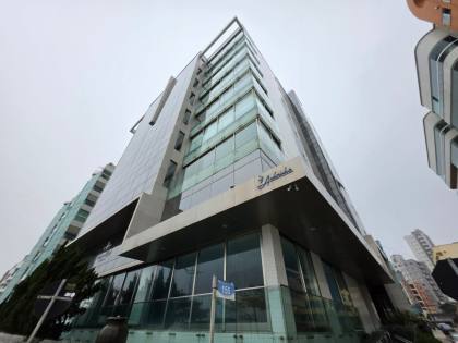 APARTAMENTO 05 SUÍTES FRENTE MAR MOBILIADO À VENDA EM ITAPEMA