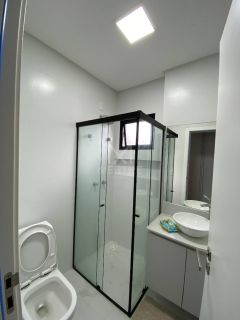 APARTAMENTO 03 SUÍTES PRÓXIMO DA PRAIA À VENDA NO PEREQUÊ