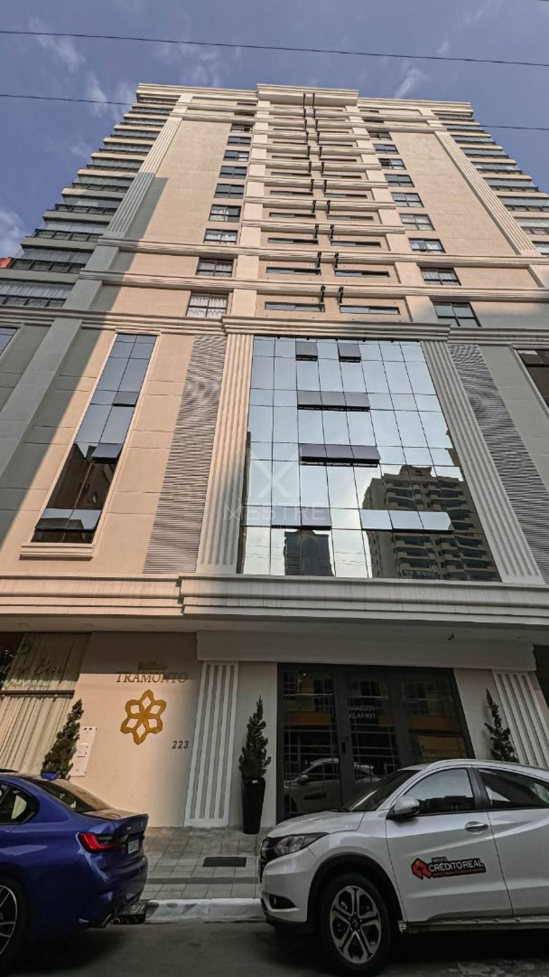 APARTAMENTO 03 DORMITÓRIOS MOBILIADO À VENDA NA MEIA PRAIA