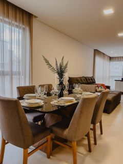 APARTAMENTO 03 DORMITÓRIOS MOBILIADO À VENDA NA MEIA PRAIA