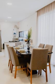 APARTAMENTO 03 DORMITÓRIOS MOBILIADO À VENDA NA MEIA PRAIA