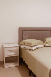 APARTAMENTO 03 DORMITÓRIOS MOBILIADO À VENDA NA MEIA PRAIA