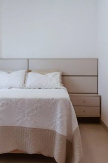 APARTAMENTO 03 DORMITÓRIOS MOBILIADO À VENDA NA MEIA PRAIA