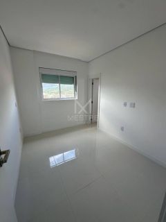 APARTAMENTO 02 SUÍTES MUITO BEM LOCALIZADO À VENDA NO PEREQUÊ