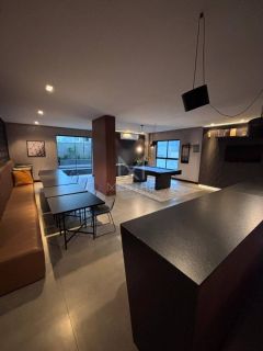 APARTAMENTO 3 SUÍTES MOBILIADO PARA LOCAÇÃO ANUAL EM MEIA PRAIA
