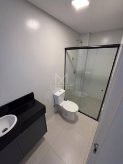 APARTAMENTO 3 SUÍTES MOBILIADO PARA LOCAÇÃO ANUAL EM MEIA PRAIA