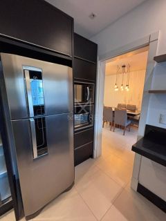 APARTAMENTO 3 SUÍTES MOBILIADO PARA LOCAÇÃO ANUAL EM MEIA PRAIA