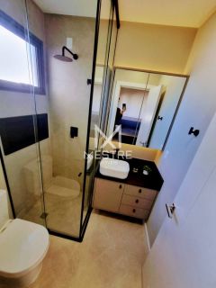 APARTAMENTO PARA LOCAÇÃO ANUAL COM 03 SUÍTES E VISTA MAR NA MEIA PRAIA