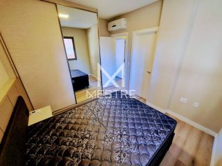 APARTAMENTO PARA LOCAÇÃO ANUAL COM 03 SUÍTES E VISTA MAR NA MEIA PRAIA