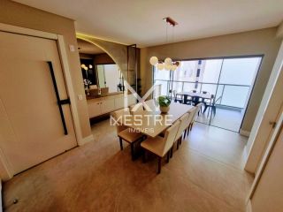 APARTAMENTO PARA LOCAÇÃO ANUAL COM 03 SUÍTES E VISTA MAR NA MEIA PRAIA