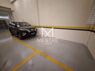 APARTAMENTO PARA LOCAÇÃO ANUAL COM 03 SUÍTES E VISTA MAR NA MEIA PRAIA