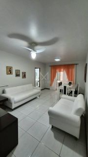 APARTAMENTO MOBILIADO COM 02 DORM. À VENDA NA MEIA PRAIA