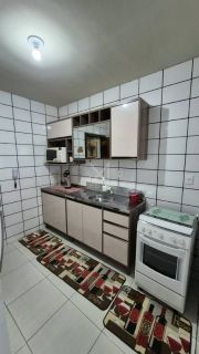 APARTAMENTO MOBILIADO COM 02 DORM. À VENDA NA MEIA PRAIA