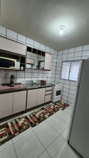 APARTAMENTO MOBILIADO COM 02 DORM. À VENDA NA MEIA PRAIA
