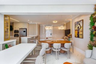 APARTAMENTO 3 SUÍTES FINAMENTE MOBILIADO COM VISTA MAR À VENDA EM ITAPEMA