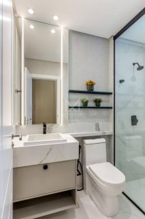 APARTAMENTO 3 SUÍTES FINAMENTE MOBILIADO COM VISTA MAR À VENDA EM ITAPEMA