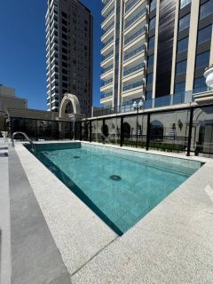 APARTAMENTO 3 SUÍTES FINAMENTE MOBILIADO COM VISTA MAR À VENDA EM ITAPEMA
